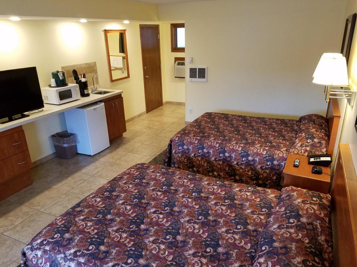 Black Hawk Motel & Suites Wisconsin Dells Exterior foto
