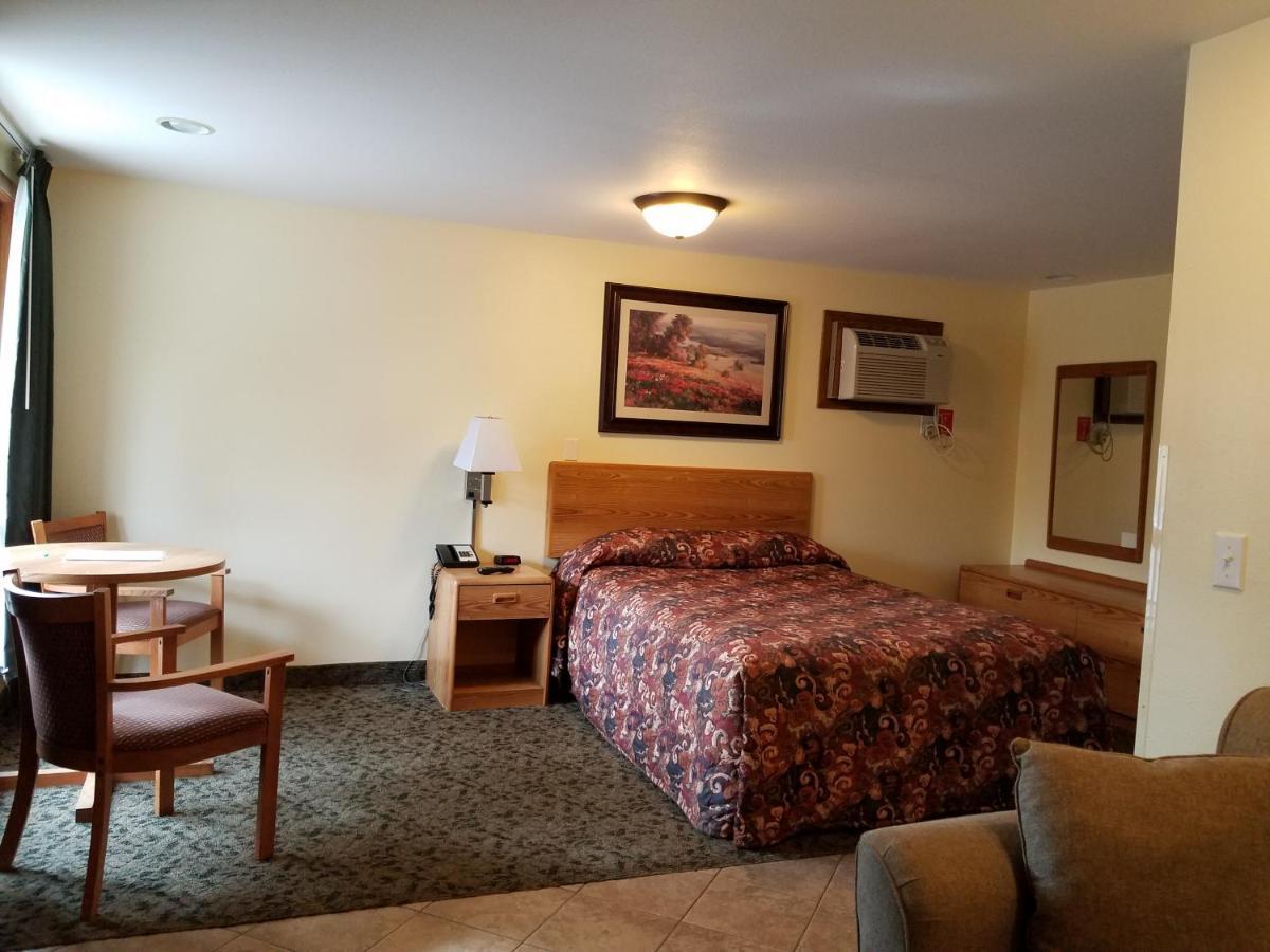 Black Hawk Motel & Suites Wisconsin Dells Exterior foto