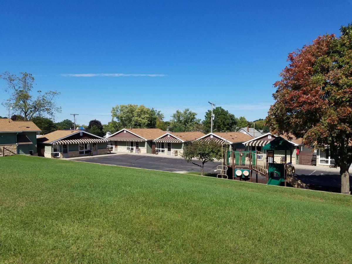 Black Hawk Motel & Suites Wisconsin Dells Exterior foto