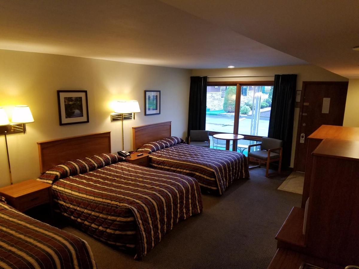 Black Hawk Motel & Suites Wisconsin Dells Exterior foto